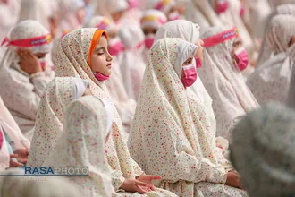 مراسم جشن تکلیف دختران دانش&zwnj;آموز با حضور مقام معظم رهبری