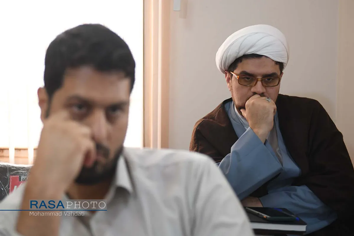 نشست نقد کتاب &laquo;تربیت اسلامی از نگاه رهبر فرزانه&raquo;