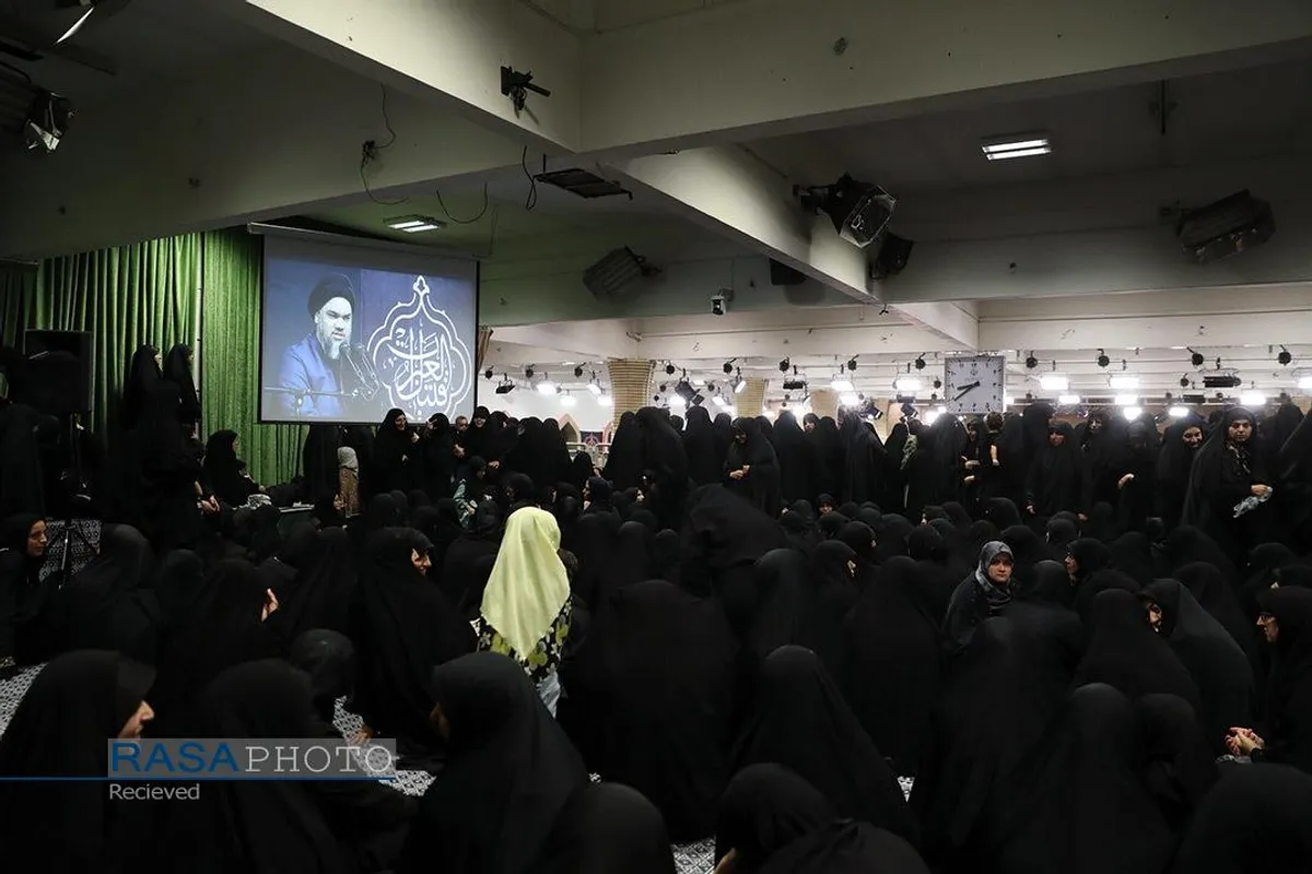 دومین شب مراسم عزاداری حضرت اباعبدالله الحسین (علیه&zwnj;السلام) با حضور رهبر انقلاب