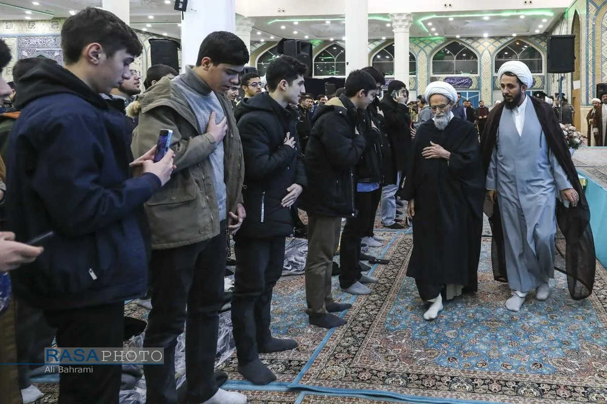 جشن عمامه&zwnj;گذاری طلاب حوزه علمیه حضرت ولی عصر (عج)