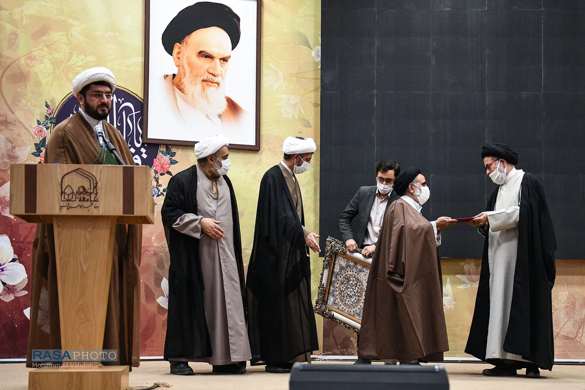 مراسم تکریم مدیر جامعة الزهرا