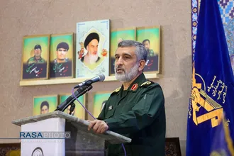 تصاویری از فرمانده شهید هوافضای سپاه سردار حاجی زاده