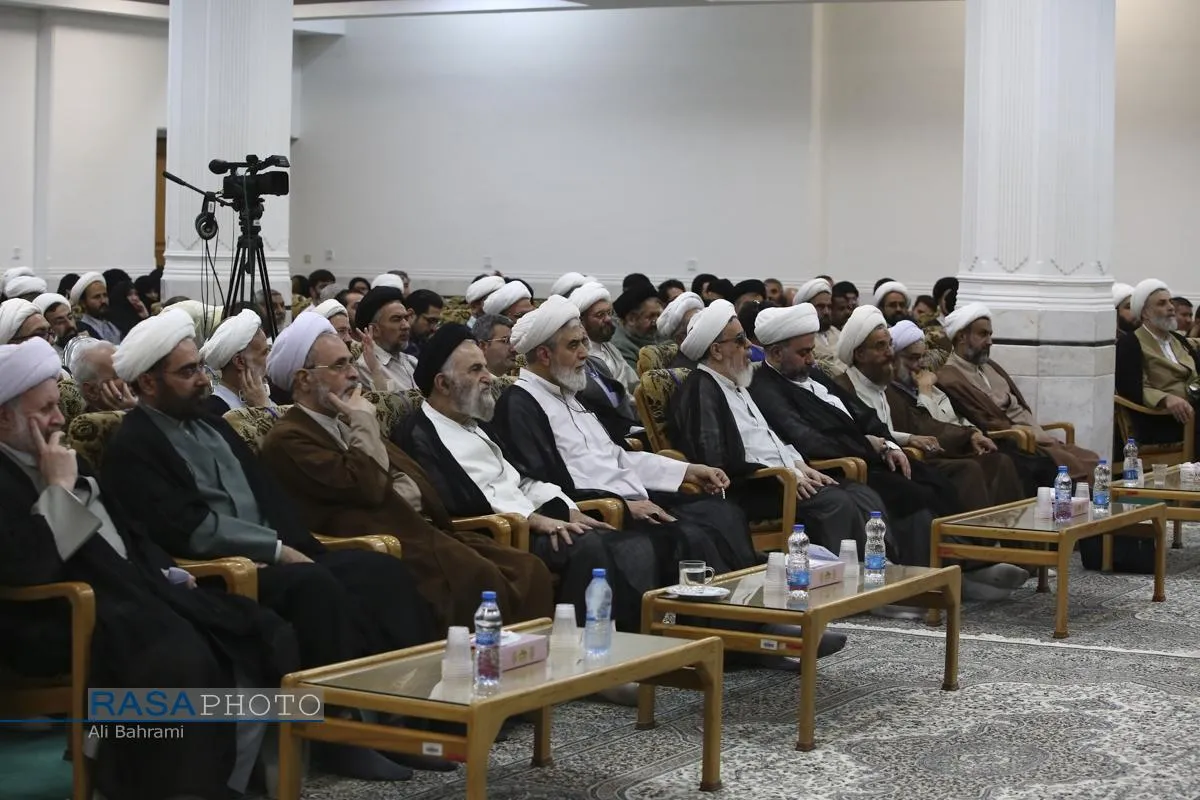مراسم رونمایی از نرم&zwnj;افزار جامع الاحادیث نسخه ۴