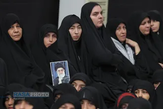 مراسم عزاداری شام غریبان حسینی (علیه&zwnj;السلام) در حسینیه امام خمینی (ره)