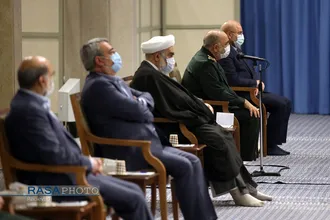 دیدار دست&zwnj;اندرکاران مراسم سالگرد شهادت حاج قاسم سلیمانی با رهبر انقلاب
