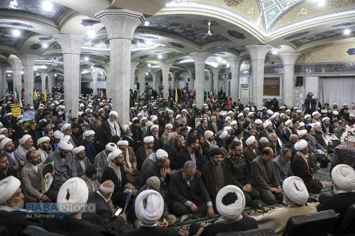 اجتماع حماسی مردم انقلابی قم در یوم الله نهم دی