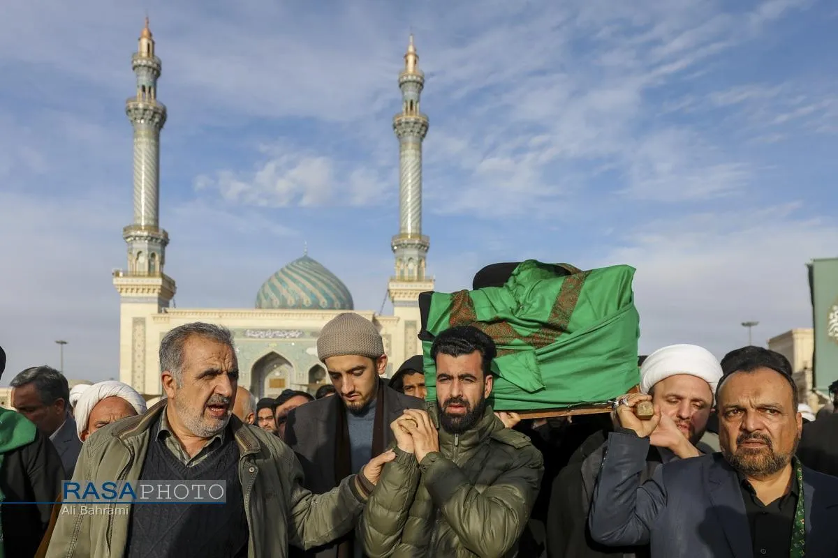 تشییع پیکر آیت الله سیدهادی حسینی سیستانی برادر حضرت آیت&zwnj;الله سید علی سیستانی