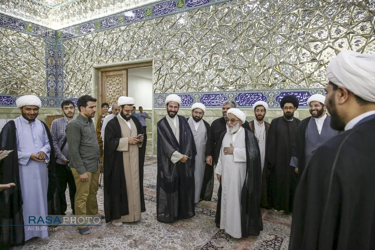 گردهمایی عزم و اخوت