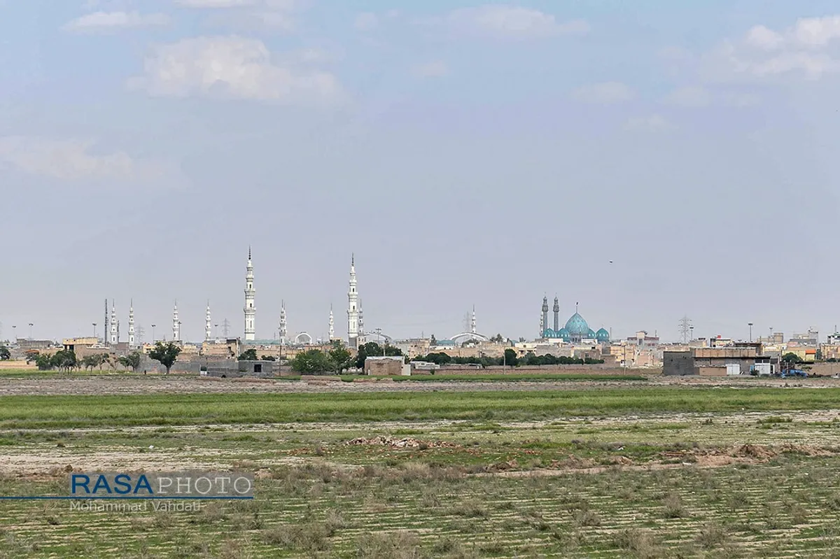 مسجد مقدس جمکران؛ تجلی&zwnj;گاه وحدت و انتظار