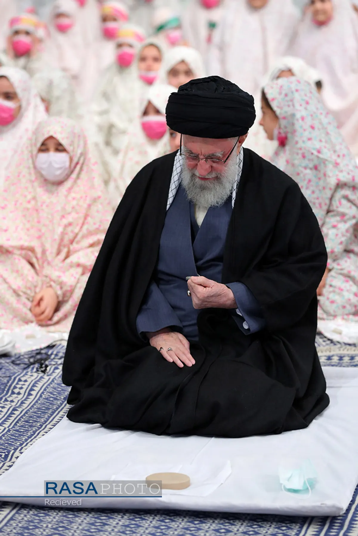 مراسم جشن تکلیف دختران دانش&zwnj;آموز با حضور مقام معظم رهبری