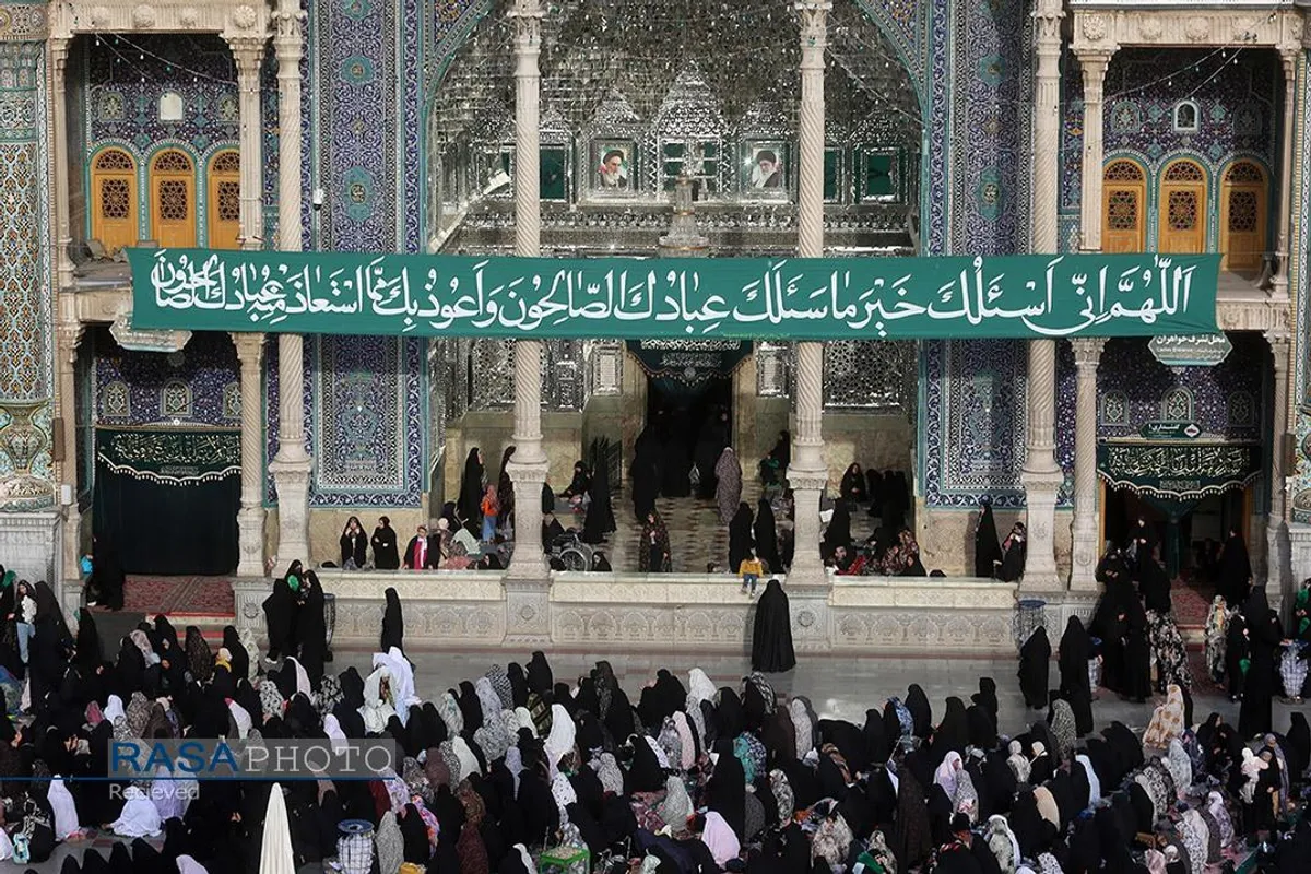 اقامه نماز عید سعید فطر در حرم کریمه اهل&zwnj;بیت (ع)
