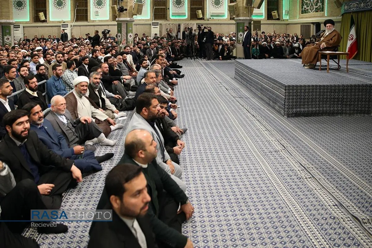 دیدار مداحان اهل&zwnj;بیت (علیهم&zwnj;السلام) با رهبر معظم انقلاب