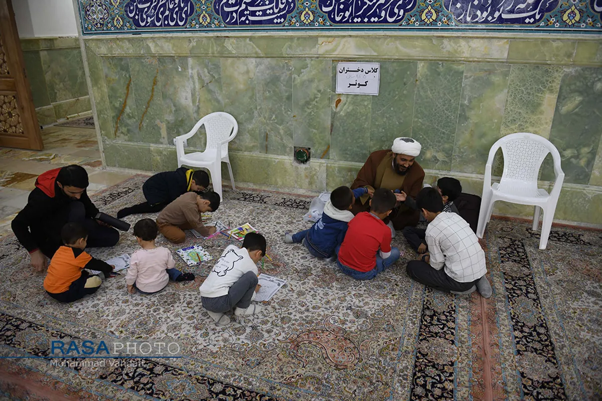 مراسم قرائت کامل دعای ابوحمزه&zwnj;ثمالی در حرم کریمه اهلبیت (ع)