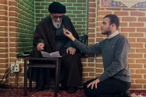 مسئولان به مشکلات اقتصادی و معیشتی مردم رسیدگی بیشتری داشته باشند