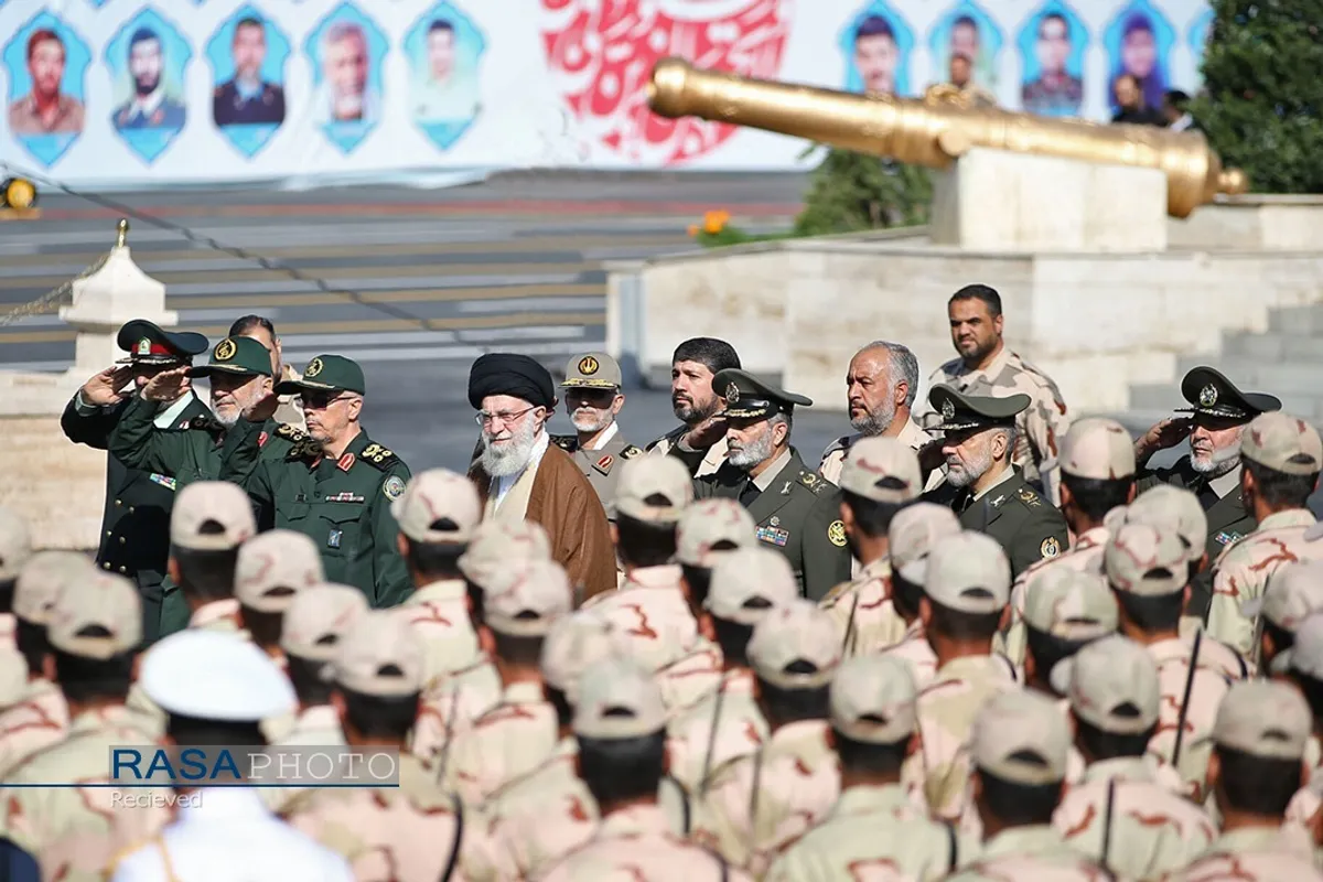 مراسم مشترک دانش&zwnj;آموختگی دانشگاه&zwnj;های افسری با حضور فرمانده کل قوا