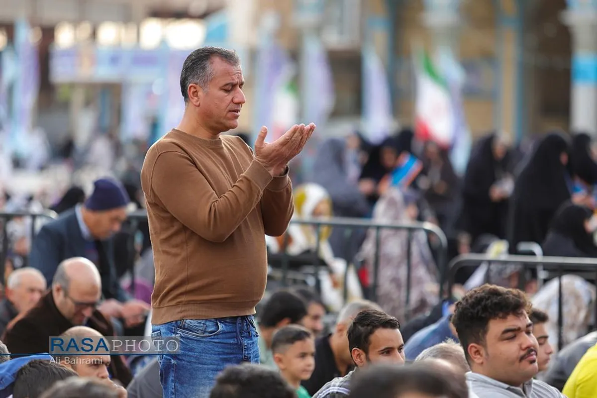 اقامه نماز عید سعید فطر در مسجد مقدس جمکران