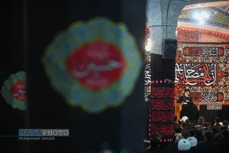 مراسم عزاداری شب هفتم محرم و وداع با پیکر طلبه شهید مدافع حرم در هیئت ثارالله قم