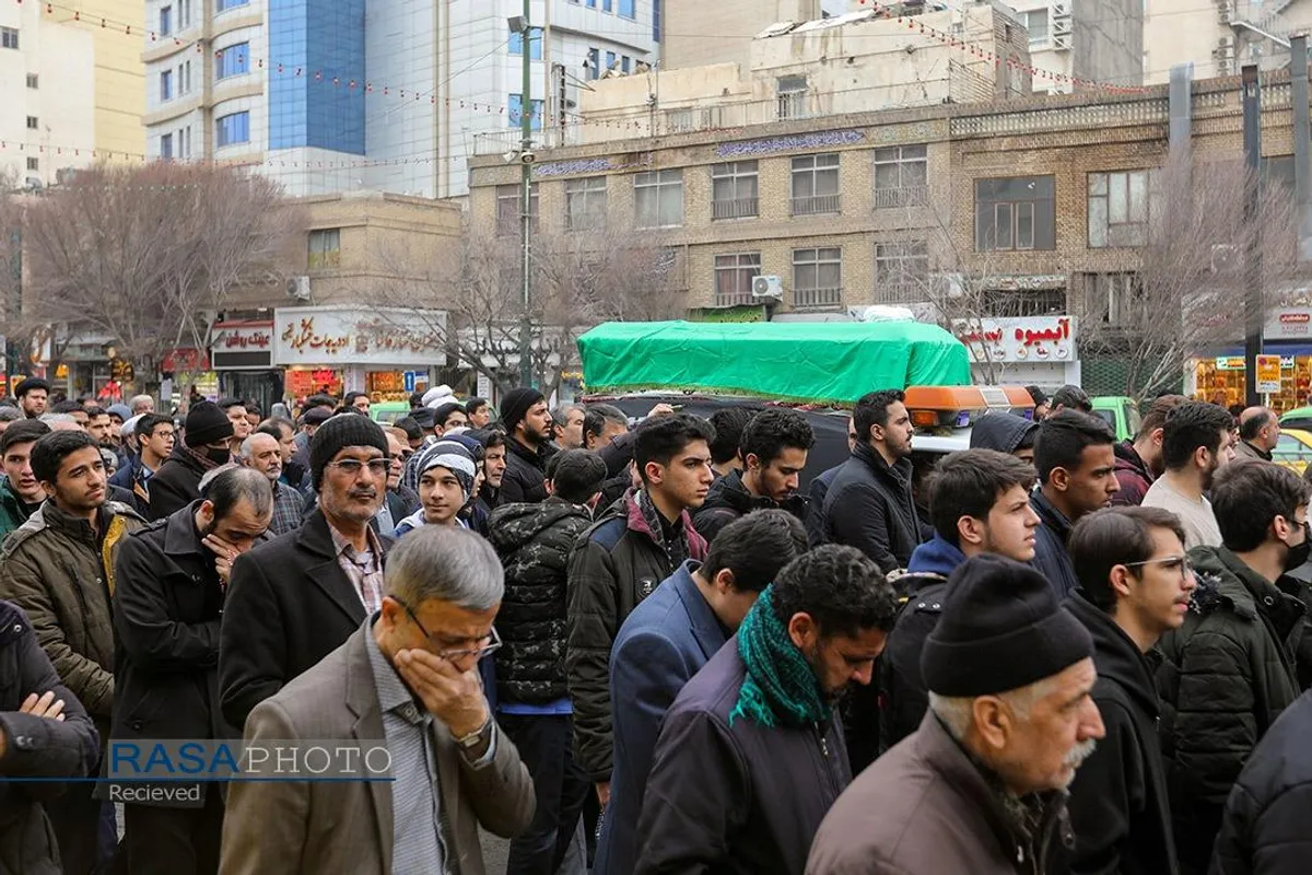 تشییع پیکر آیت&zwnj;الله امامی کاشانی در حرم مطهر رضوی