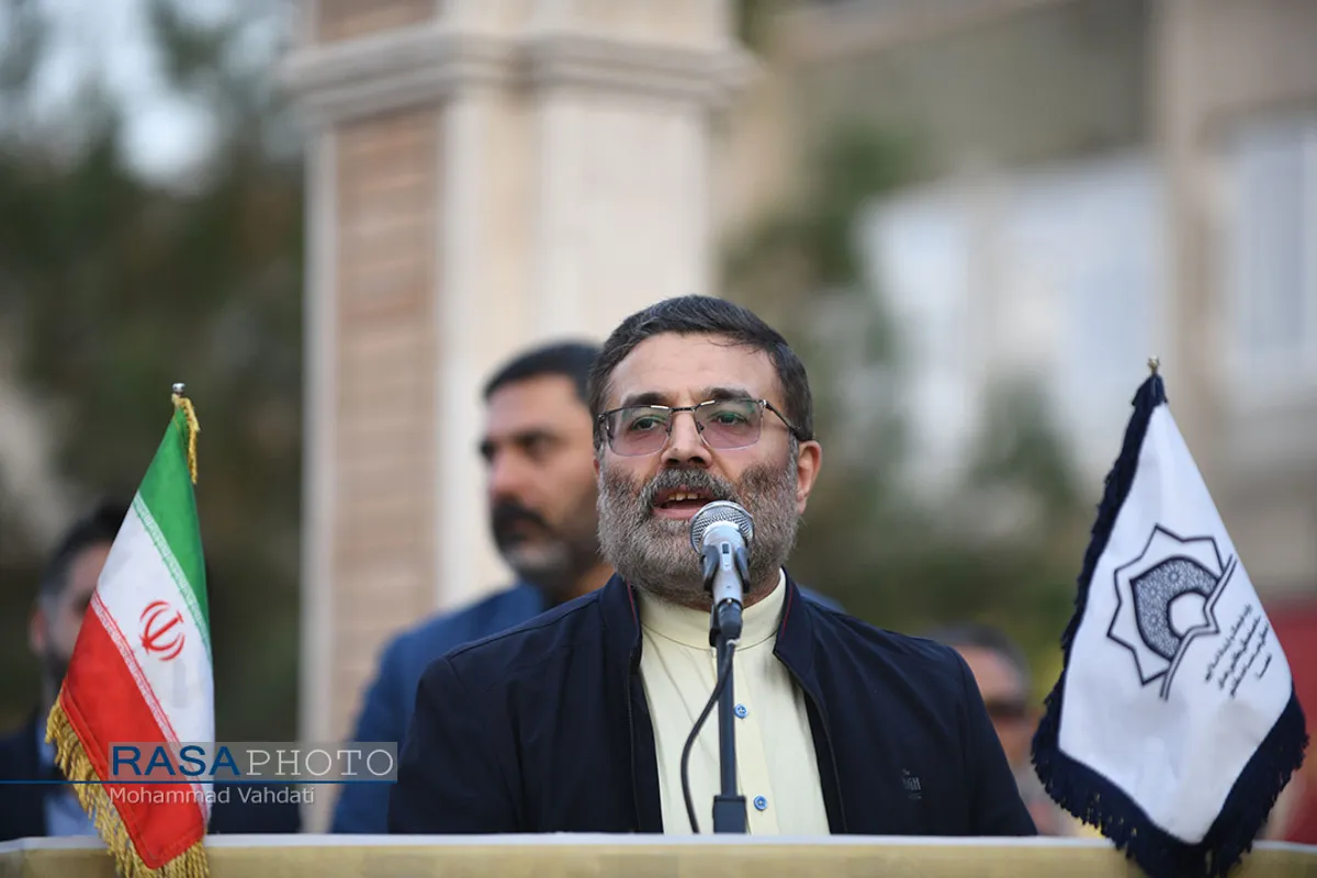 مراسم تقدیر از زحمت&zwnj;کشان نیروی انتظامی در قم