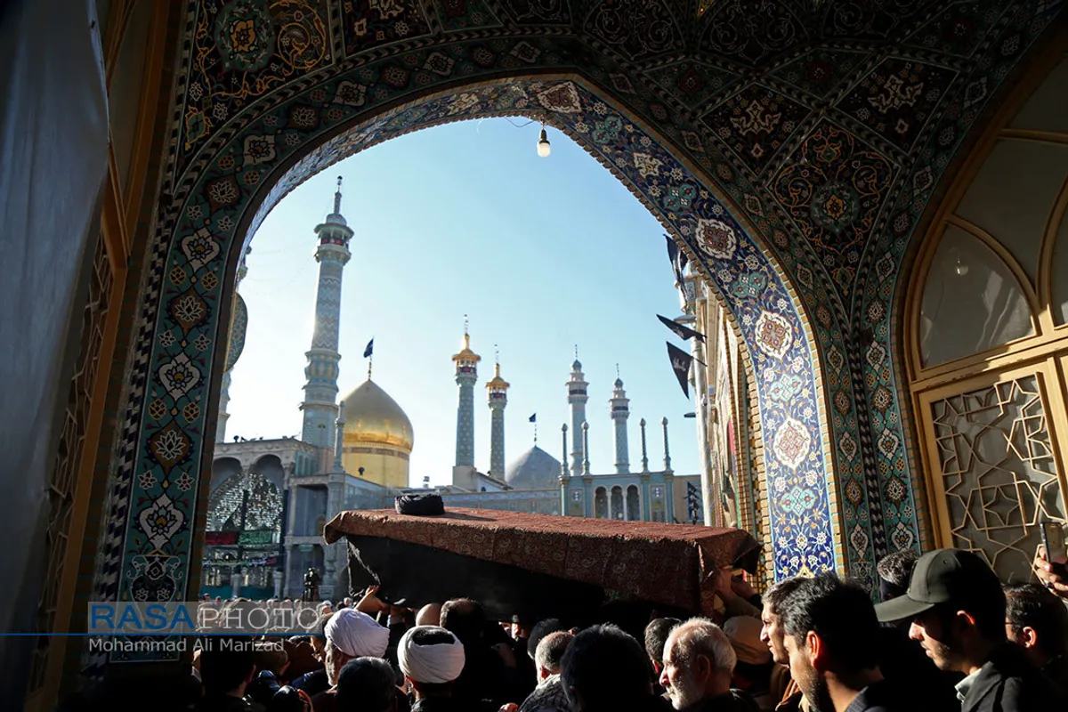 تشییع پیکر آیت الله سید هاشم رسولی محلاتی با حضور علما و روحانیان و مردم انقلابی قم