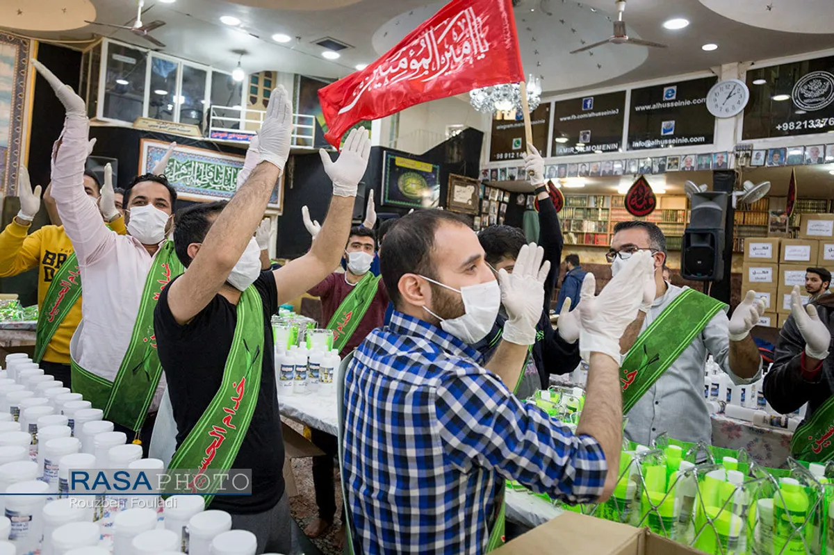توزیع رایگان ۶۰۰۰ هزار بسته مواد ضدعفونی کننده به مناسبت میلاد امیر المومنین (علیه السلام)
