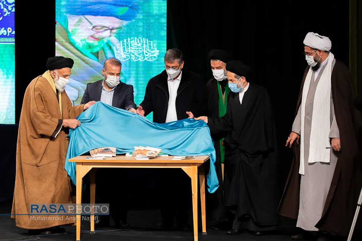 مراسم بزرگداشت مرحوم آیت الله سید رضا فاضلیان&lrm; در همدان