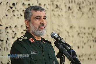 تصاویری از فرمانده شهید هوافضای سپاه سردار حاجی زاده