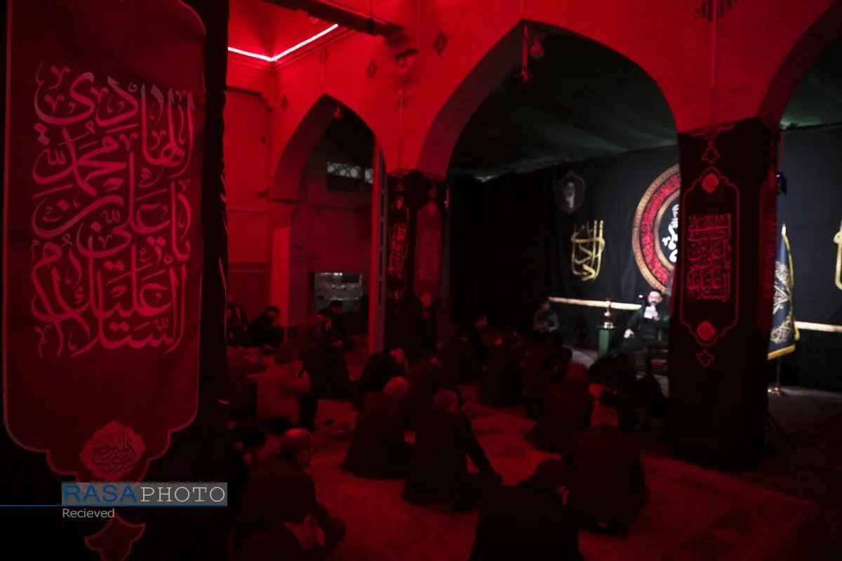 عزاداری شب شهادت حضرت امام هادی (علیه&zwnj;السلام) در حرم امامزاده موسی مبرقع قم