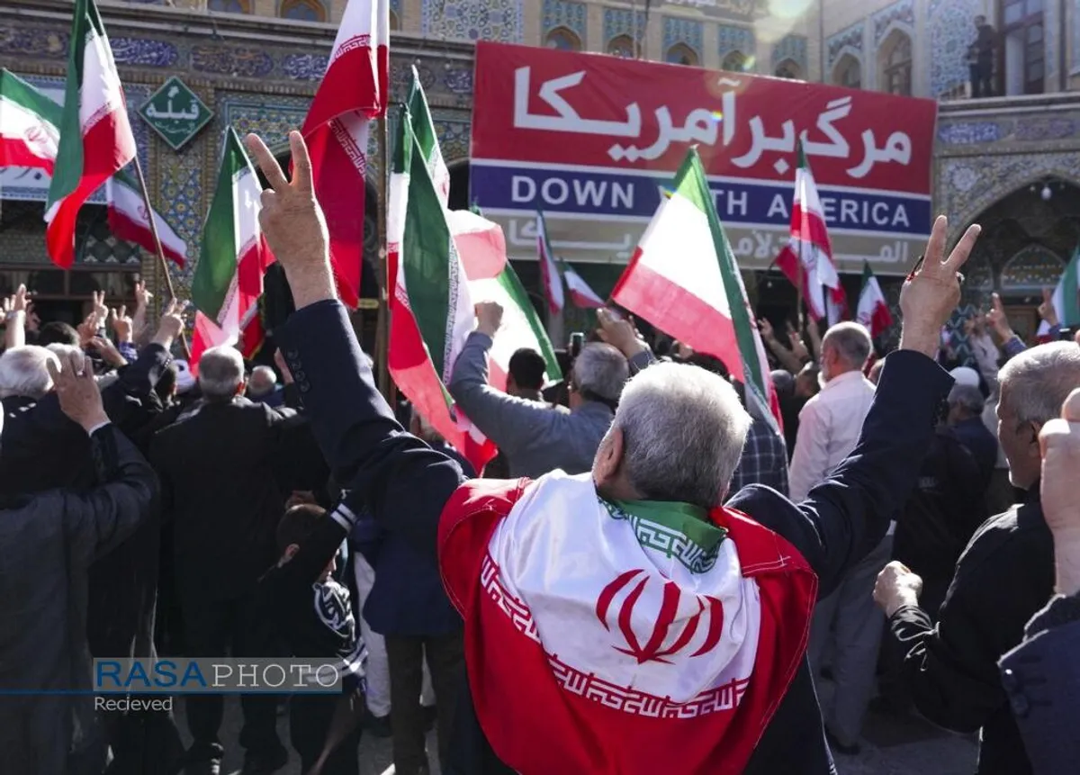 تجمع مردم انقلابی قم در محکومیت تجاوز رژیم صهیونیستی و امریکا به کشور