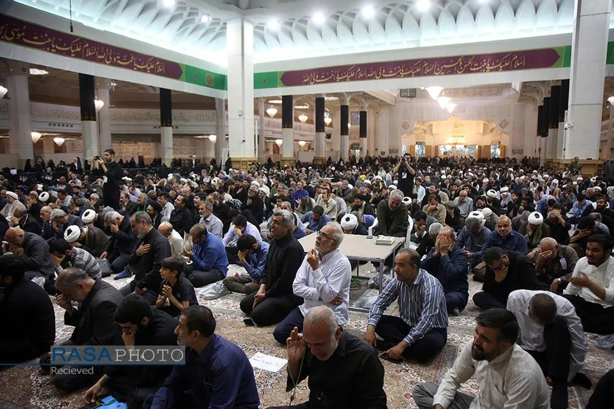 عزاداری نخستین روز شهادت رئیس جمهور در حرم مطهر بانوی کرامت