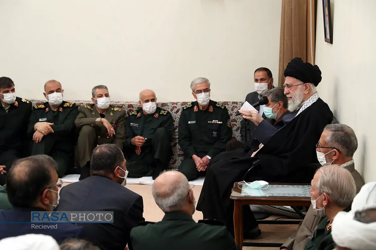 دیدار جمعی از فرماندهان ارشد نیرو&zwnj;های مسلح با فرمانده کل قوا