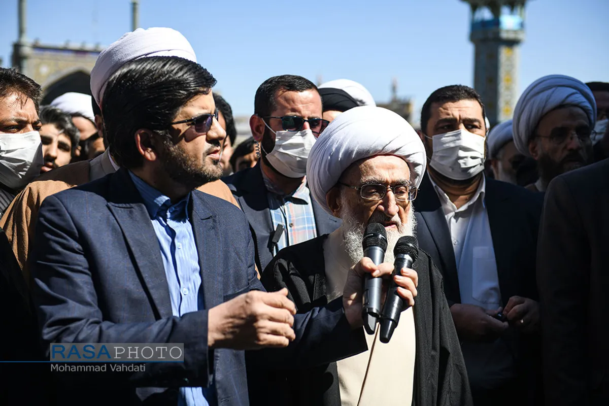تشییع پیکر آیت الله علوی گرگانی در قم