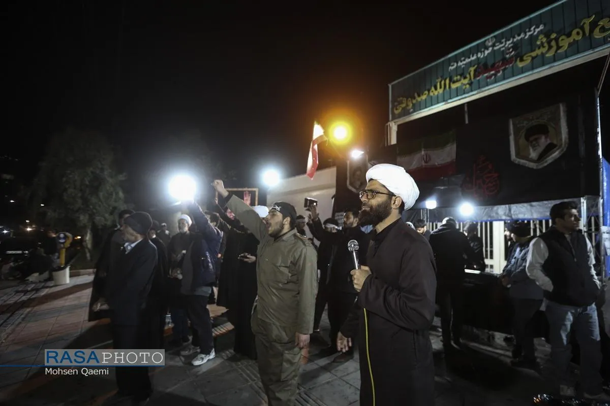 برپایی ایستگاه&zwnj;های صلواتی در پی شهادت رهبر انقلاب