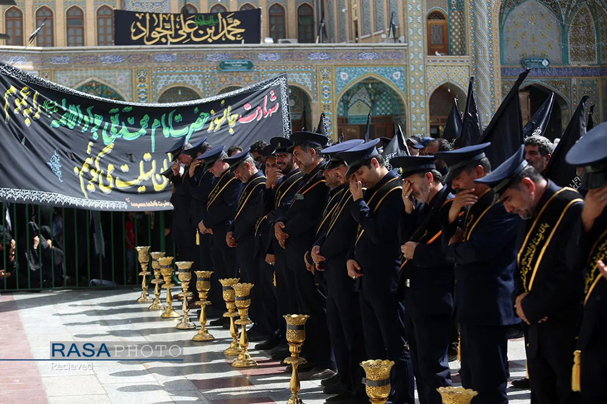 دسته عزای خادمان حرم حضرت معصومه (س) در روز شهادت امام جواد (علیه&zwnj;السلام)