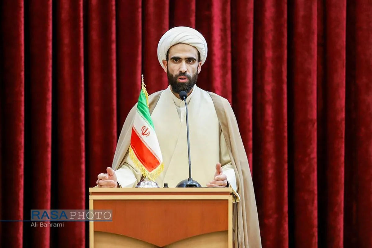 آئین تقدیر از مبلغین پنجمین دوره از محافل عصرهای قرآن