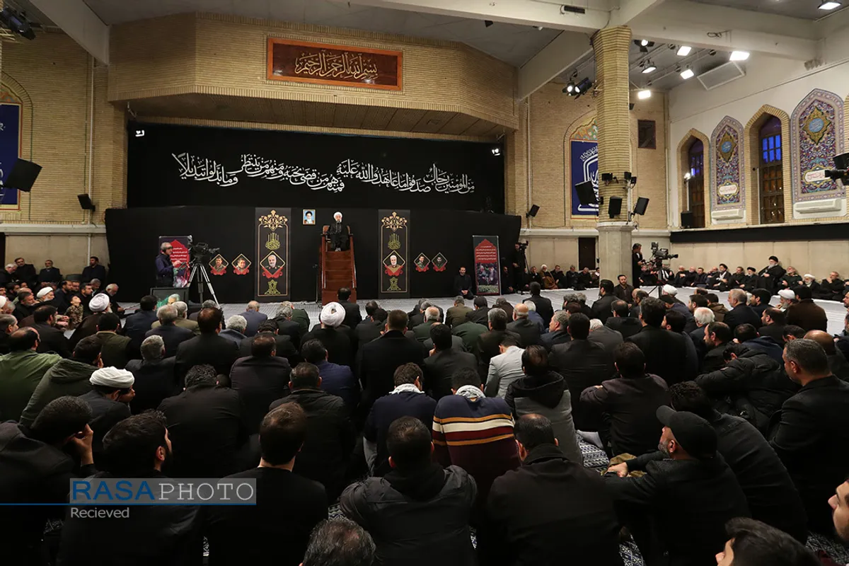 بزرگداشت شهید سپهبد قاسم سلیمانی و یاران مجاهدش در حسینیه امام خمینی (ره)