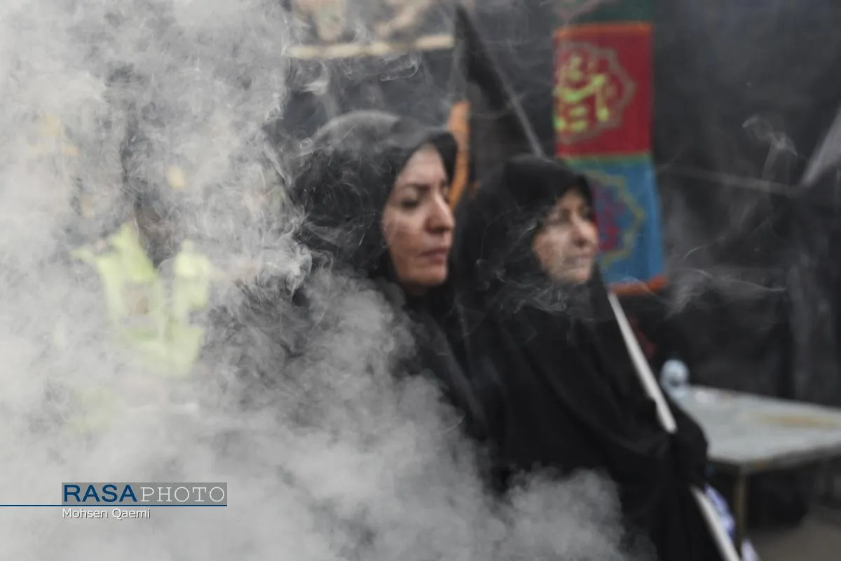 پیاده روی جاماندگان اربعین در تهران