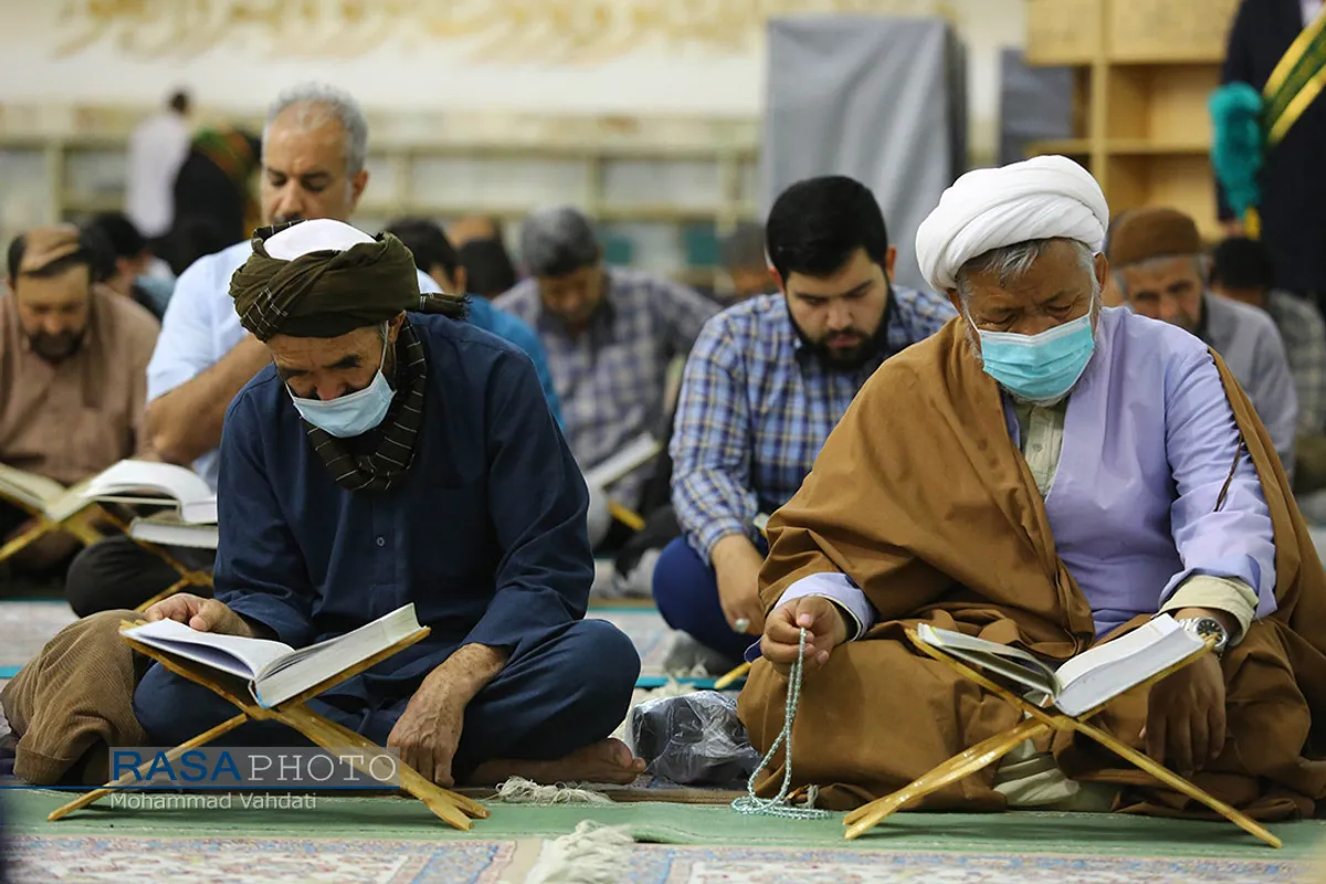 مراسم جزء&zwnj;خوانی قرآن کریم در حرم کریمه اهلبیت (ع)