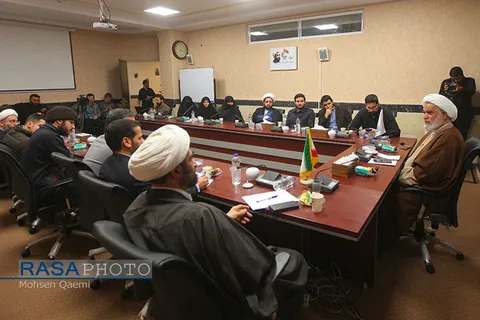 گفتگوی صریح طلاب و دانشجویان با آیت الله کعبی در موضوع محاربه