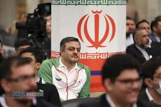 دیدار قهرمانان و مدال&zwnj;آوران ورزشی و المپیادهای علمی جهانی با رهبر انقلاب