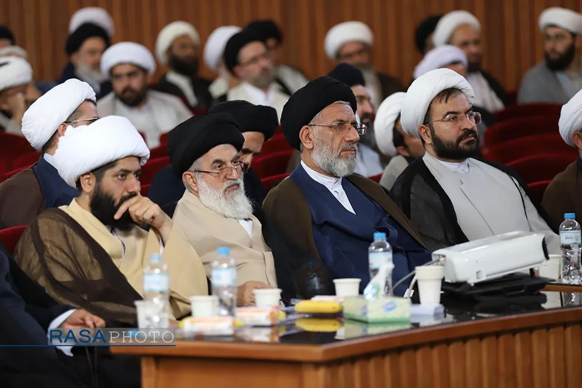 گردهمایی اساتید سطوح عالی و خارج حوزه علمیه قم با حضور سردار حاجی زاده
