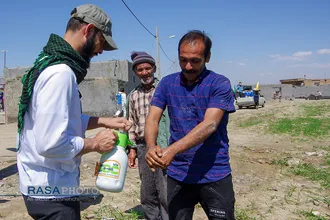 ضدعفونی روستا&zwnj;های اطراف مشهد توسط گروه&zwnj;ها جهادی سردار سپهبد شهید حاج قاسم سلیمانی