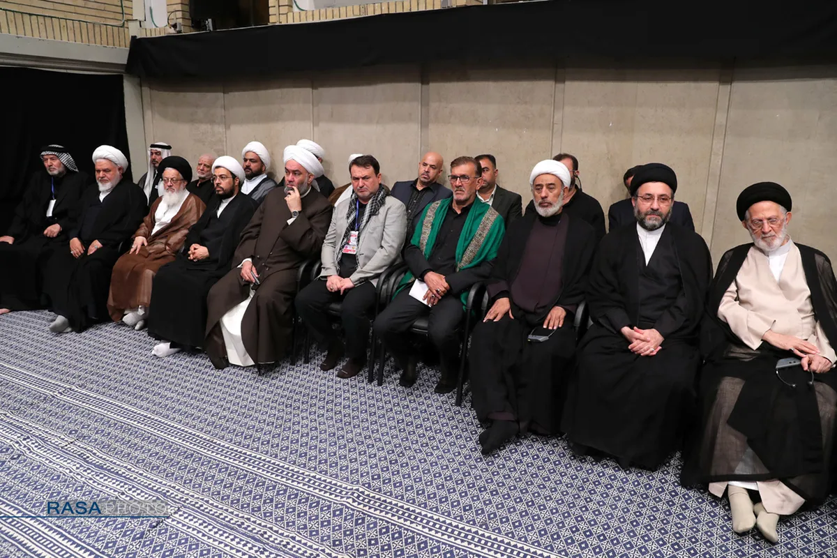 دیدار جمعی از موکب&zwnj;داران عراقی با مقام معظم رهبری