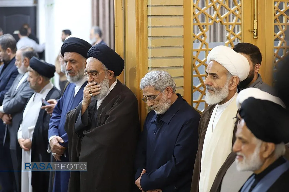 مراسم ترحیم مادر مکرمه سیدحسن نصرالله در حرم حضرت معصومه (سلام&zwnj;الله&zwnj;علیها)