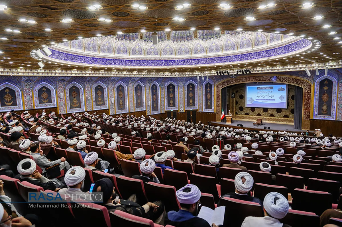 اجلاسیه اساتیدسطوح عالی خارج و مراکز تخصصی حوزه علمیه قم&lrm;&lrm;