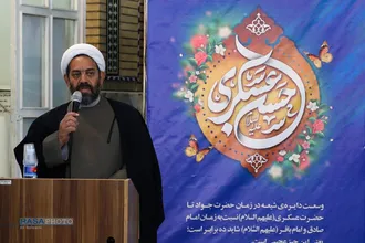 عمامه&zwnj;گذاری تعدادی از طلاب حوزه&zwnj;های علمیه در روز میلاد حضرت امام حسن عسکری (علیه&zwnj;السلام) توسط آیت الله شب&zwnj;زنده&zwnj;دار