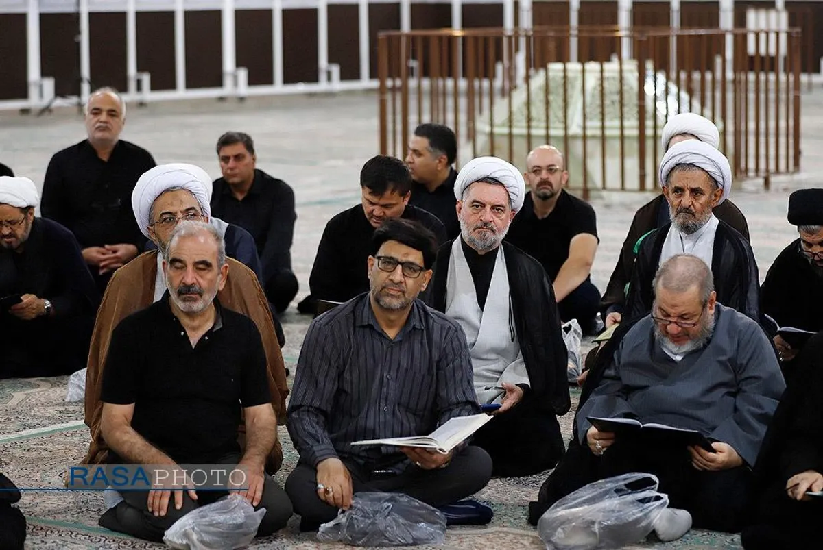 تشییع پیکر آیت الله علی نکونام گلپایگانی عضو جامعه مدرسین حوزه علمیه قم