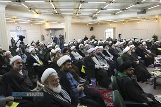 نشست دبیر شورای عالی حوزه&zwnj; با نمایندگان طلاب و فضلای حوزه علمیه قم