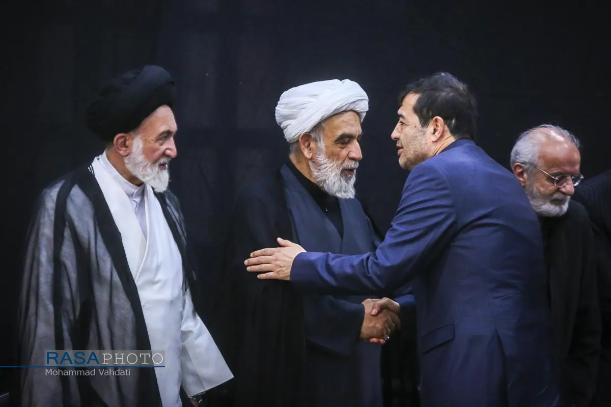 مجلس یادبود رهبر شهید انقلاب اسلامی و شهدای خانوادهٔ امام شهید
