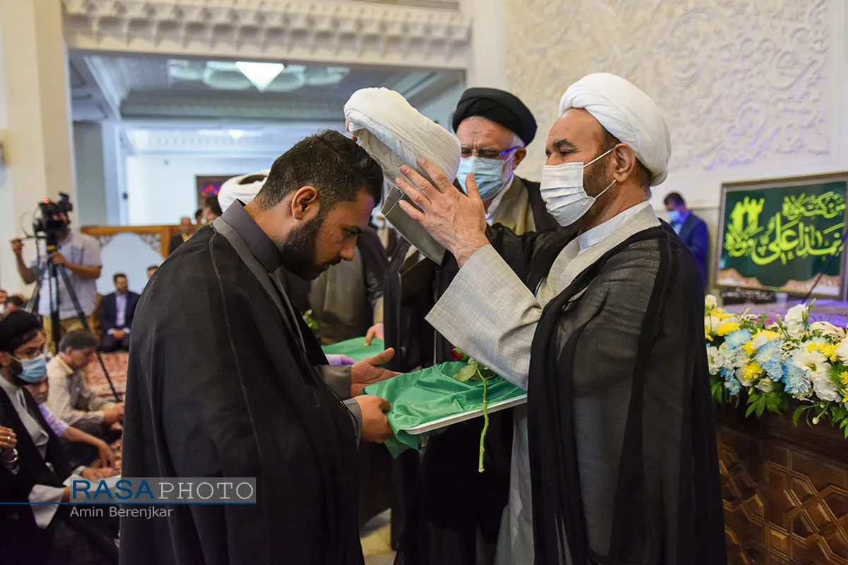 جشن روز عید سعید غدیر و مراسم عمامه گذاری جمعی از طلاب در شیراز